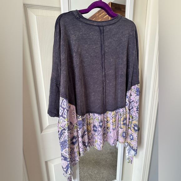 NEW🩶Easel Oversized Solid and Mixed Print LOVE Patched Top Small Ash - Picture 10 of 10